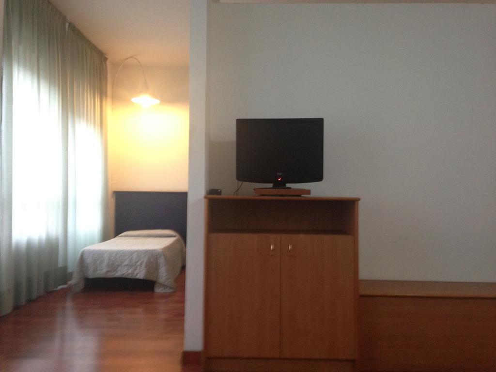 Pola Apartahotel 4*