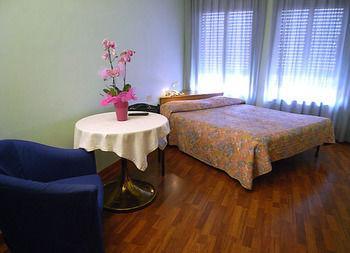Apartahotel Pola