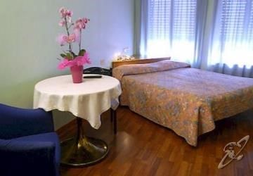 Apartahotel Pola 4*