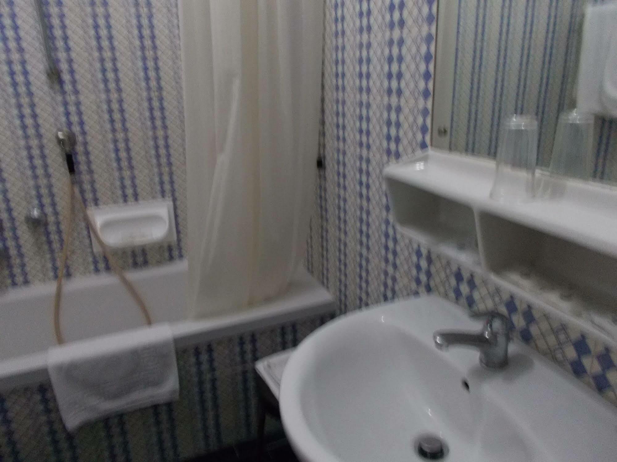 Pola Apartahotel Milán