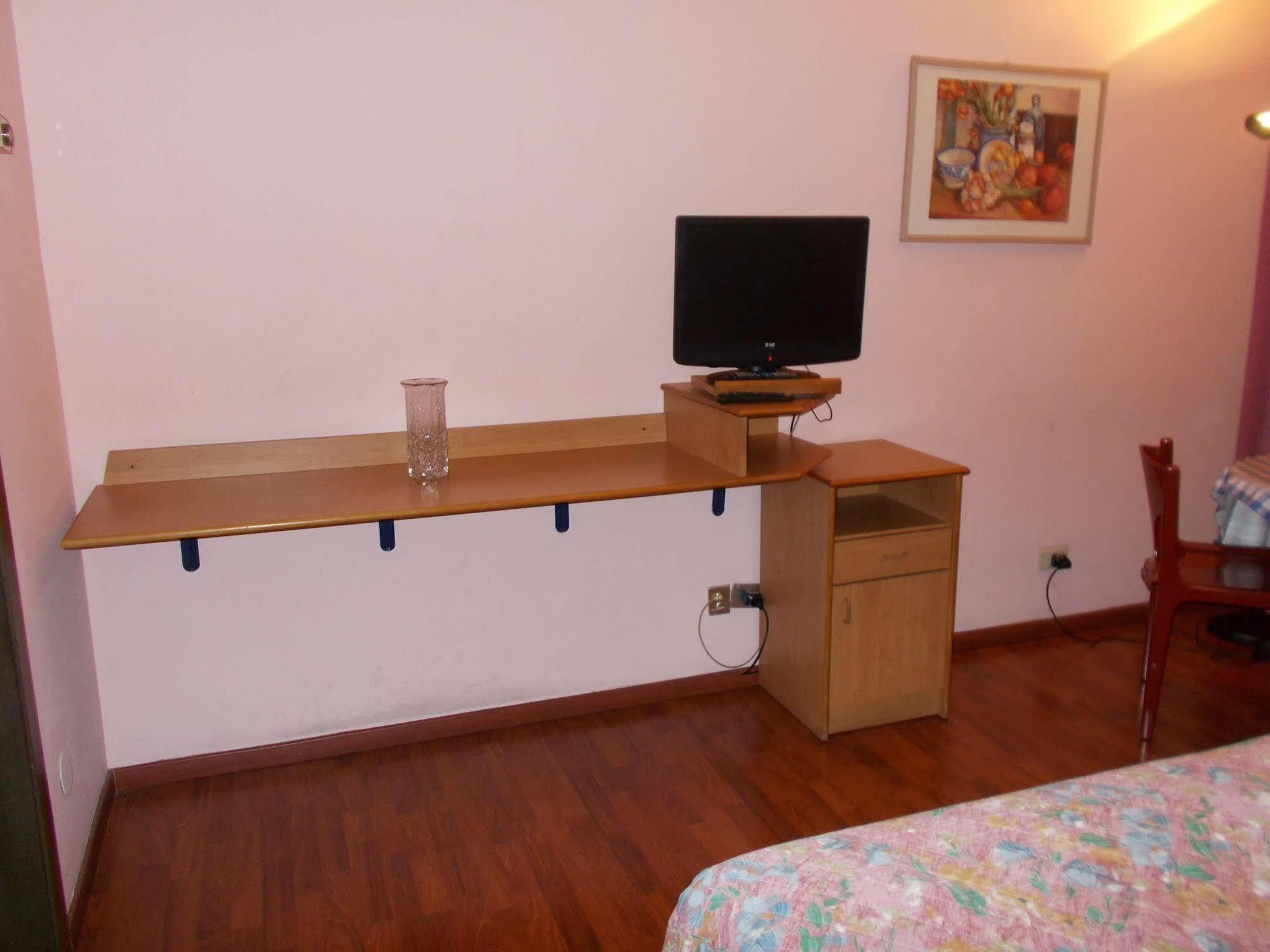 Apartahotel Pola Milán